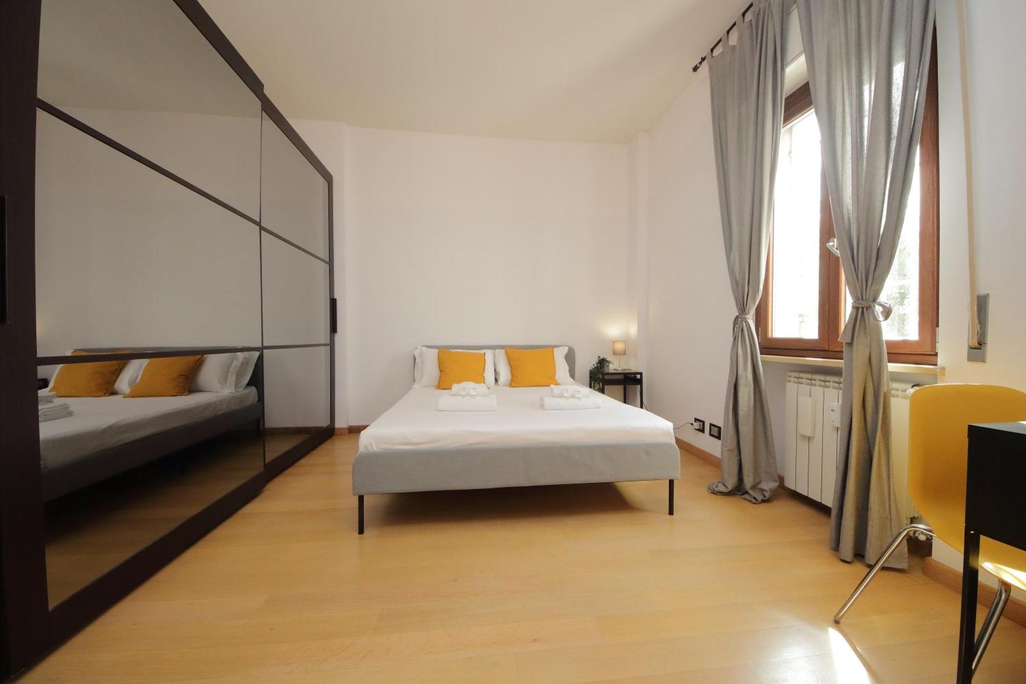 Cozy And Comfy Apartment In Piramide Metro Stop Rom Eksteriør billede