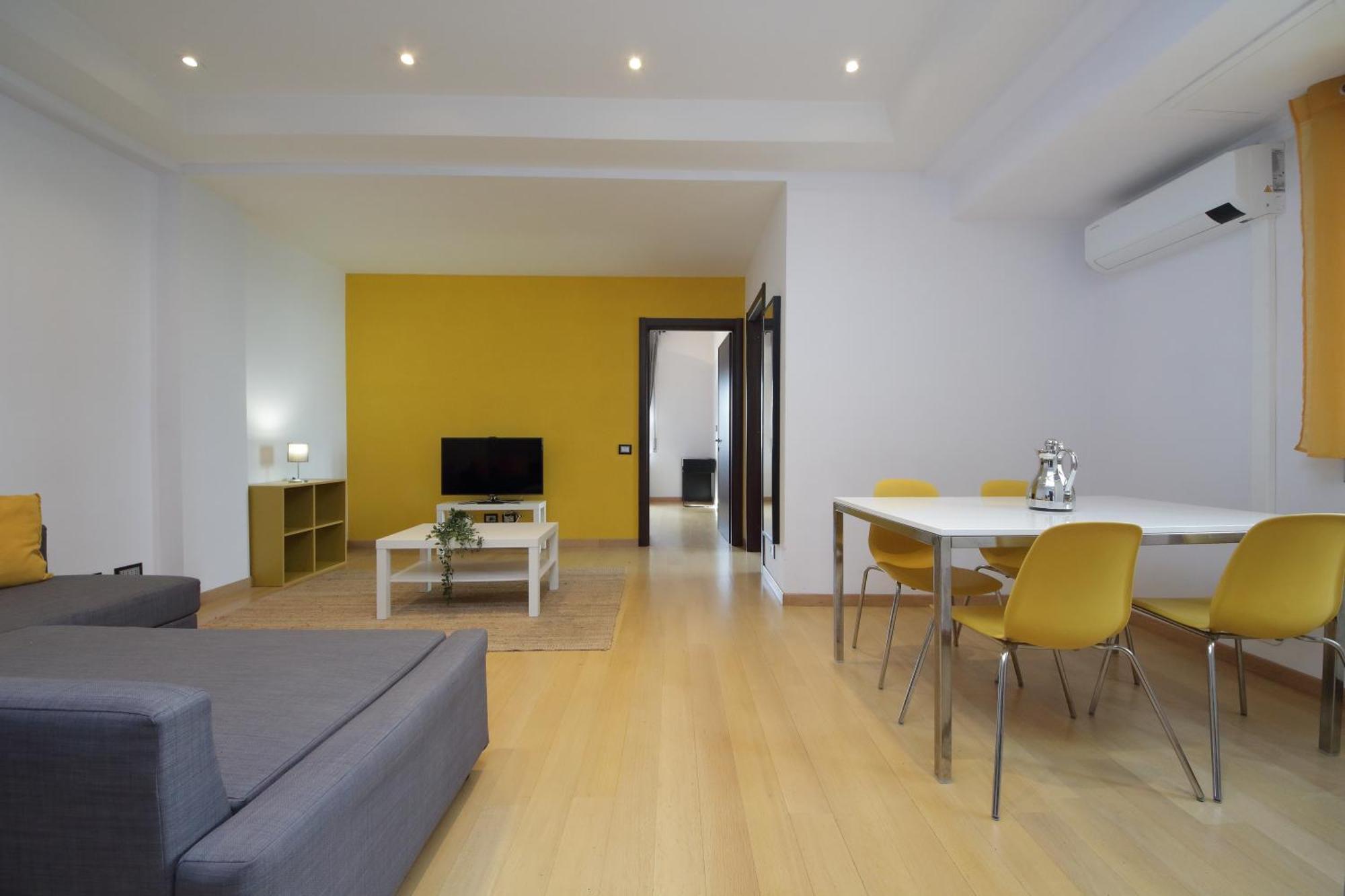Cozy And Comfy Apartment In Piramide Metro Stop Rom Eksteriør billede